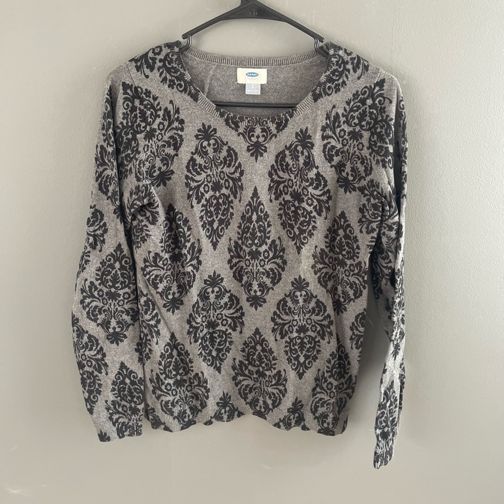 OLD NAVY✨Black/Grey Pattern Sweater
